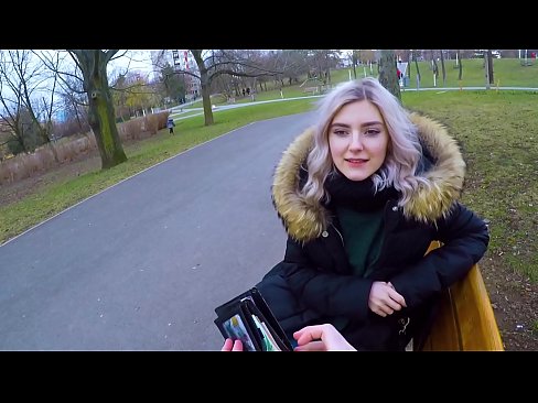 ❤️ Už pinigus nuryja karštą nepažįstamojo spermą - blowjob in the park by Eva Elfie ❤️ Seks video prie lt.xlxxporno.ru ❌️❤