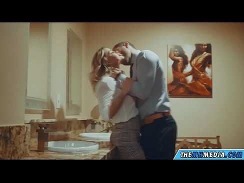❤️ Kai krūtininga blondinė vilioja tave viešajame tualete ❤️ Seks video prie lt.xlxxporno.ru ❌️❤